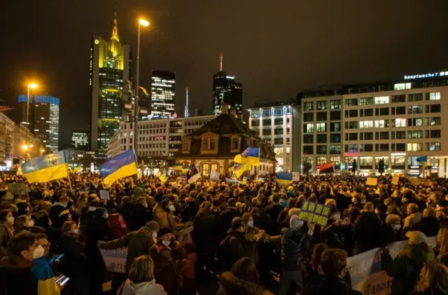 تظاهرات ضدجنگ فرانکفورت