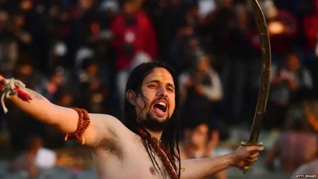 कुंभ, प्रयागराज, उत्तर प्रदेश, अखाड़े, नागा बाबा