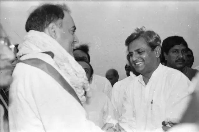 રાજીવ ગાંધી અને અહમદ પટેલ