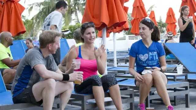 سماج میں خواتین اور مردوں کے کردار میں تبدیلیاں رونما ہوئی ہیں