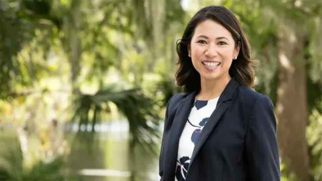 Stephanie Ngọc Dung sang Hoa Kỳ khi mới sáu tháng tuổi