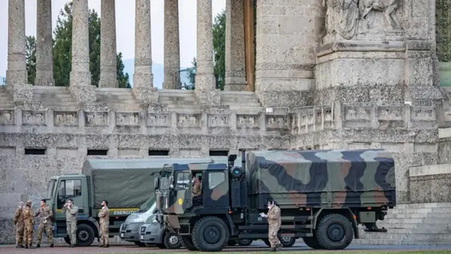 శవ పేటికల రవాణాకు ఇటలీ సైన్యాన్ని రంగంలోకి దించింది