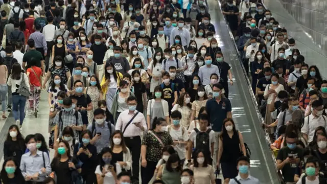 আদমশুমারিতে দেখা যাচ্ছে চীনে জনসংখ্যা বৃদ্ধির হার কমছে