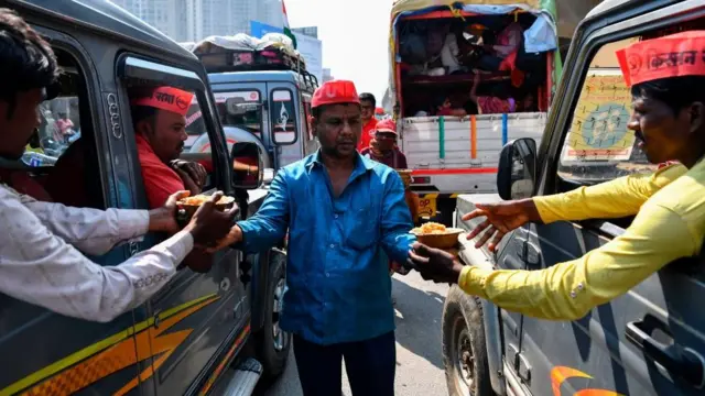 शेतकरी आंदोलनः 15 हजार शेतकरी मुंबईत आंदोलन, शरद पवार होणार सहभागी