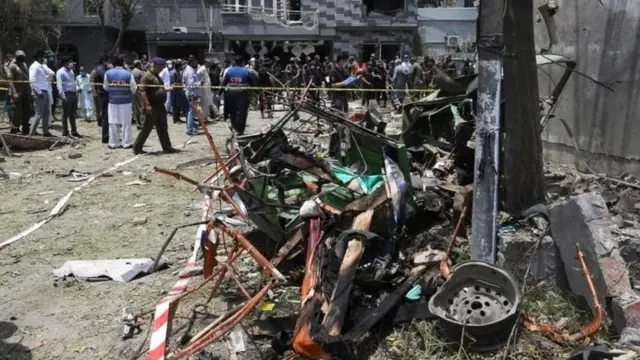 اسی دوران لاہور میں حافظ سعید کے گھر کے قریب دھماکہ ہوا