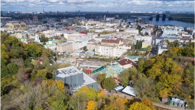 У Києві "Весілля свічки" святкували як торговки на Житньому базарі, так і ремісники-цеховики