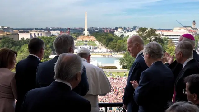 O papa Francisco e Joe Biden, que na época era vice-presidente dos Estados Unidos,fotosetembro2015, durante visita do pontífice a Washington