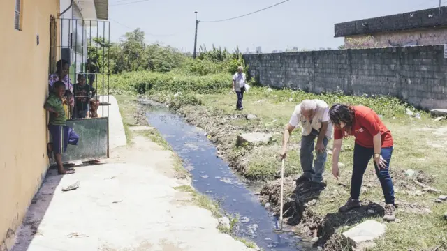 Imagen tomada en Jaboatão dos Guararapes, Pernambuco, Brazil, 2015, en una de las zonas donde la esquistosomiasis es endémica