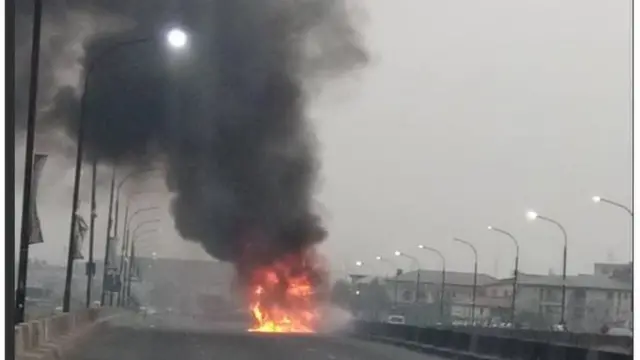 Ụgbọmmanụ na-agba ọkụ