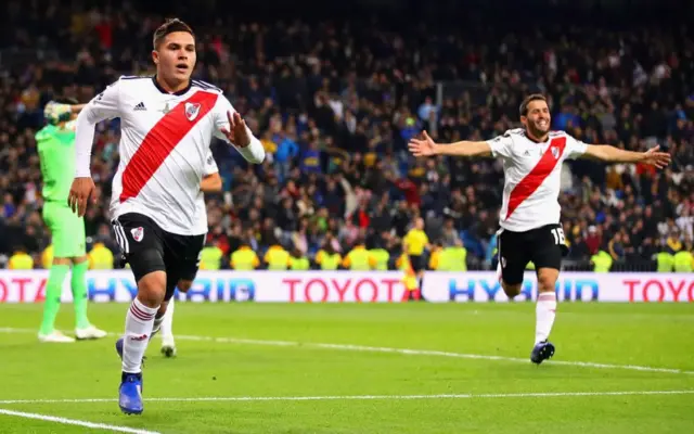 Juan Quintero celebra.