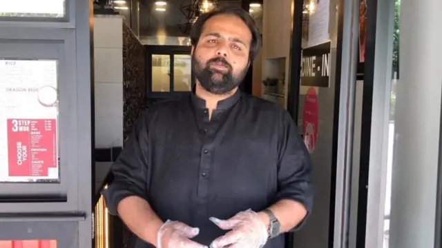 تین سال قبل حمزہ سلیم اور ان کے دوست عبدالمنعم خان نے مل کر لاہور میں ایک چائنیز ریستورنٹ کا آغاز کیا۔