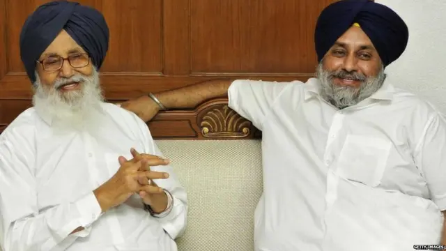 ਪ੍ਰਕਾਸ਼ ਸਿੰਘ ਬਾਦਲ ਤੇ ਸੁਖਬੀਰ ਸਿੰਘ ਬਾਦਲ