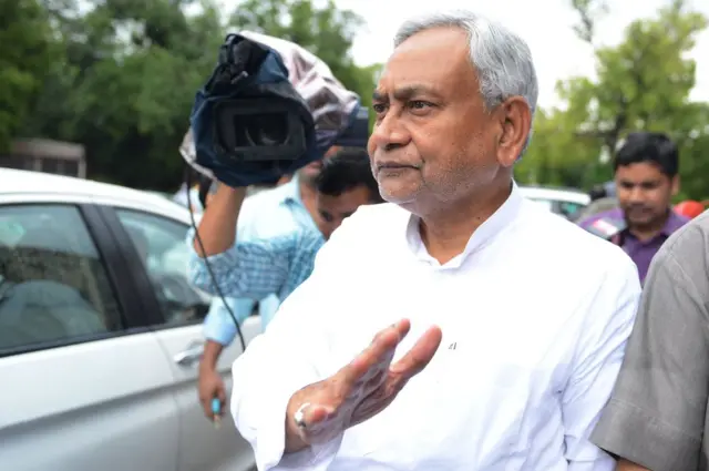 नीतीश कुमार, बिहार, हिंसक झड़प