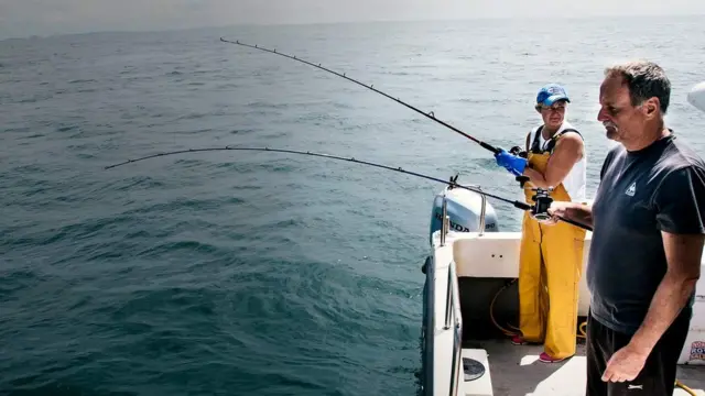 Annie Gilbert waa naaquude doon kalluumeysi