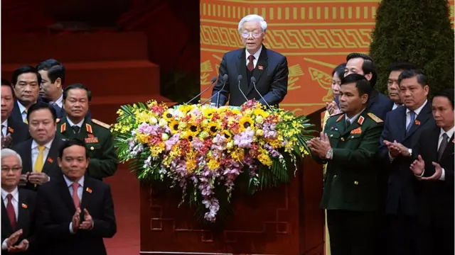TBT Nguyễn Phú Trọng của ĐCSVN nhiều lần nhấn mạnh yêu cầu chống tham nhũng để làm trong sạch bộ máy của đảng và nhà nước cộng sản VN