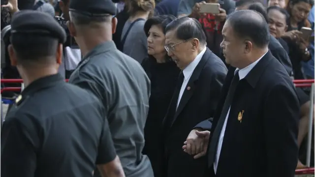 พล.อ.ชวลิต ยงใจยุทธ