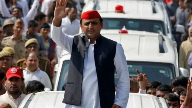 अखिलेश यादव