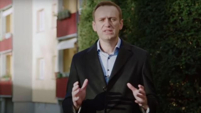 Навальный планировал выпустить расследование после приезда в Россию