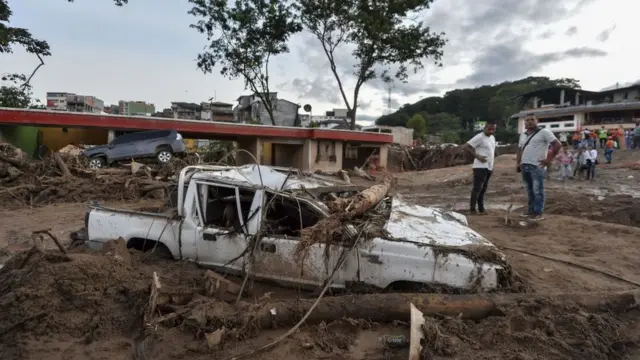 கொலம்பியாவில் நிகழ்ந்த நிலச்சரிவின் கோர முகம்
