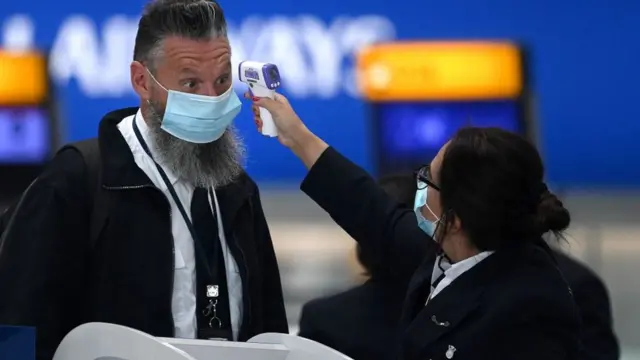 Francia ha impuesto restricciones de viaje como medida preventiva.