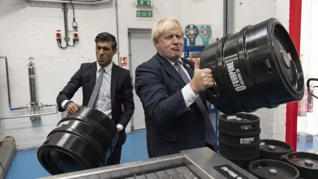 بوریس جانسون و ریشی سوناک