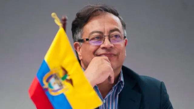 Gustavo petro