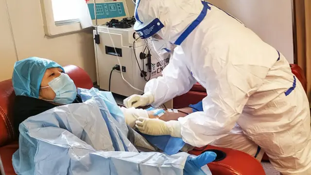 Onye si n'ọrịa coronavirus gbakee