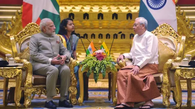 नरेंद्र मोदी