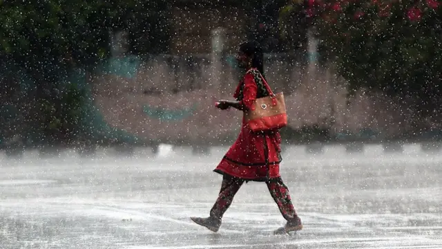 12 % அதிக மழைக்கு வாய்ப்பு'