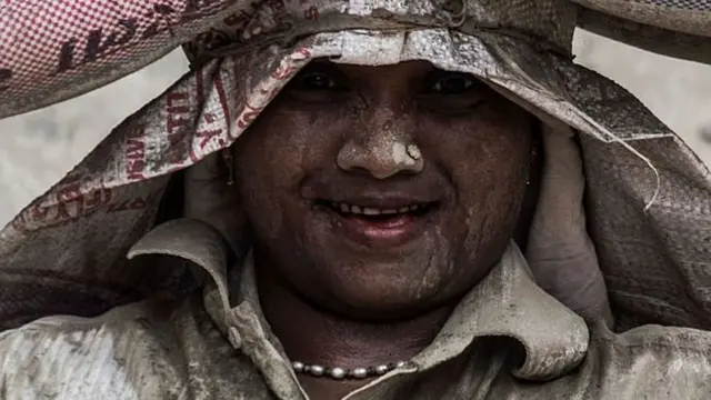 बीजेपी सरकार के नए श्रम कानून से किसको फायदा?