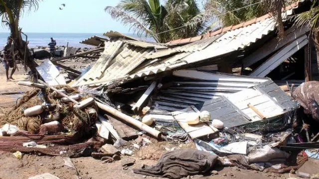 శ్రీలంకలో విధ్వంసం