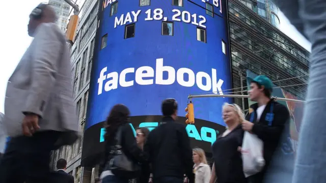 Cartel de Facebooy en Nueva York