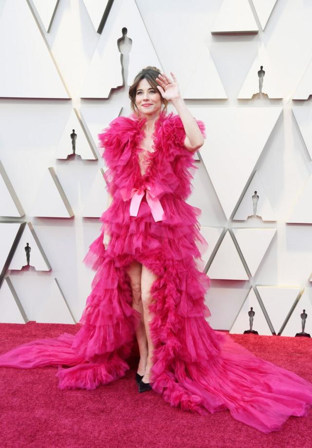 米アカデミー賞で目立ったドレスは ふわふわピンクからふわふわウサギ