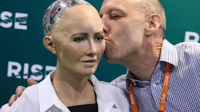 الألية صوفيا