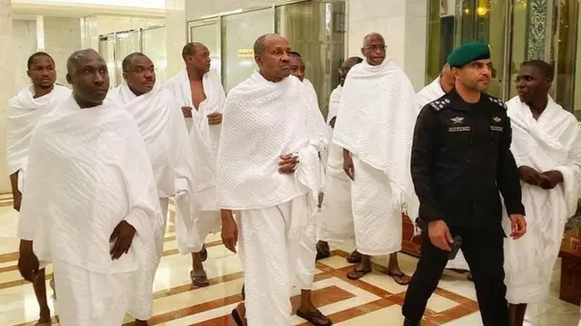 Buhari ya yi Umrah a Makkah kafin ya mika zuwa London
