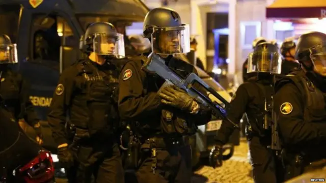 पेरिस गोलीबारी