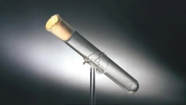 Tomas Edisonun son nəfəsinin olduğu söylənən flakon