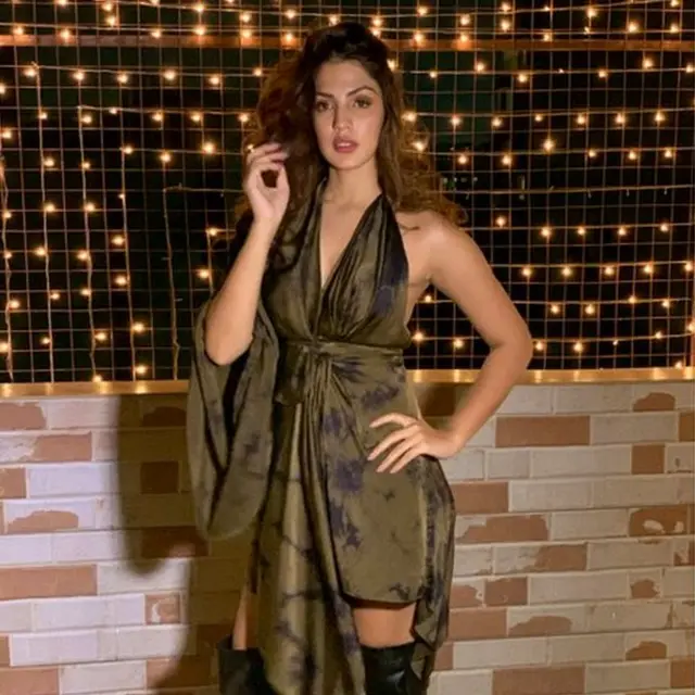 रिया चक्रवर्ती