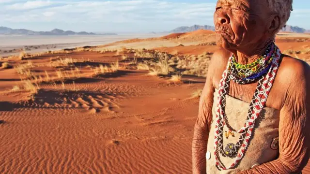 Aujourd'hui, entre 120 000 et 140 000 San vivent en Afrique australe.