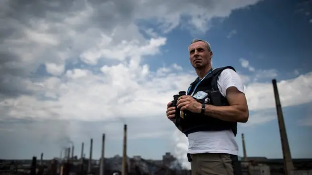 спостерігачі