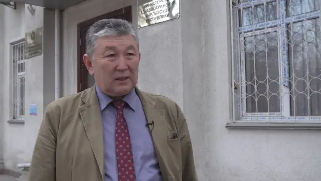 Саламаттыкты сактоо министрлигинин алдындагы атайын түзүлгөн штабдын катчылыгынын жетекчиси Нурболот Усенбаев