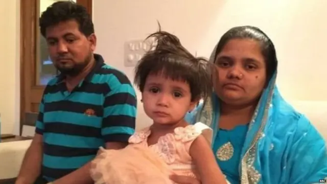 बिल्किस त्यांच्या कुटुंबासोबत