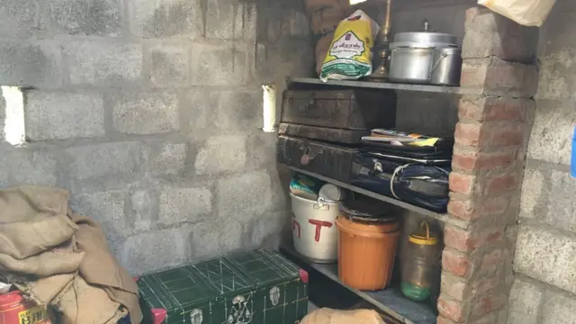 அனிதாவின் எளிய வீடு