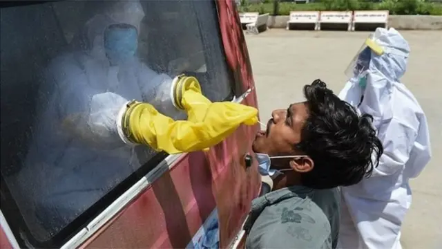 లక్షకంటే దిగువకు కరోనా కేసులు