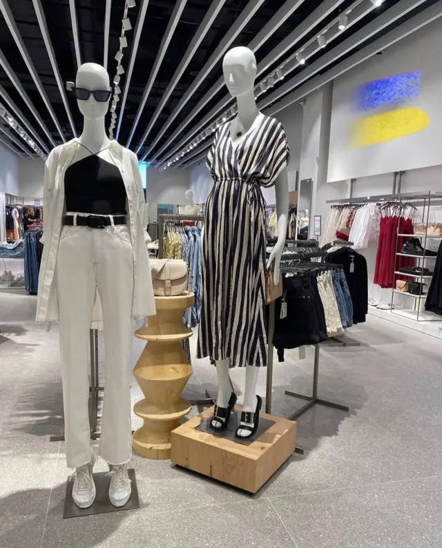 магазин одягу