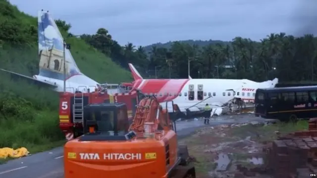 ਵੰਦੇ ਭਾਰਤ ਮੁਹਿੰਮ ਤਹਿਤ ਵਾਪਸ ਆਉਣ ਵਾਲੇ ਘੱਟੋ ਘੱਟ ਅੱਧੇ ਯਾਤਰੀ ਉਹ ਹਨ ਜਿਨ੍ਹਾਂ ਦੀ ਨੌਕਰੀ ਚਲੀ ਗਐ ਹੈ ਜਾਂ ਜਿਨ੍ਹਾਂ ਦਾ ਵੀਜ਼ਾ ਰੱਦ ਹੋ ਗਿਆ ਹੈ। ਬਾਕੀ ਉਹ ਲੋਕ ਹਨ ਜੋ ਕੋਰੋਨਾ ਕਾਰਨ ਹੋਏ ਲੌਕਡਾਊਨ ਕਾਰਨ ਦੁਬਈ ਵਿੱਚ ਫਸੇ ਹੋਏ ਸਨ।