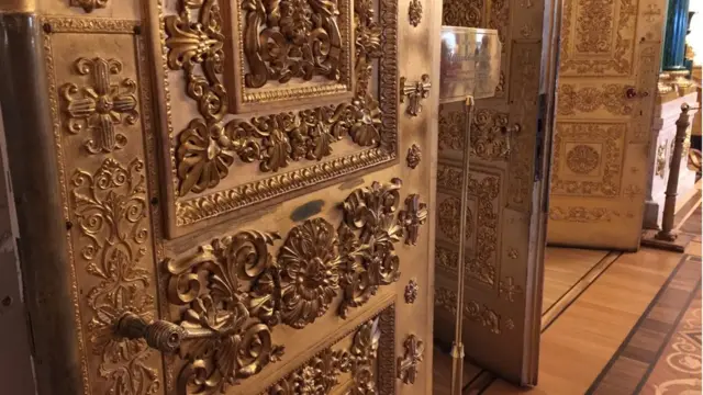 Эшиклари тиллодан...