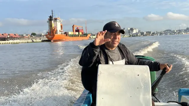 Marinero en Ecuador