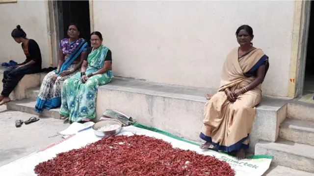 कोल्हापूर, विधवा महिला