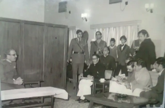 जिया-उल-हक़ का इंटरव्यू लेते तारिक महमूद